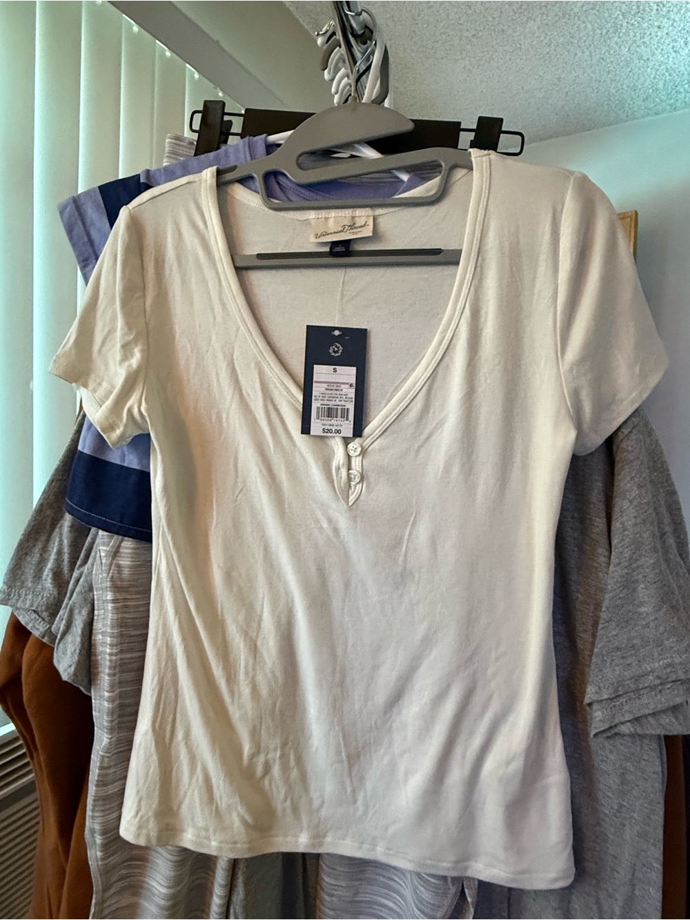 Universal Thread Cream Short Sleeve Henley Tee